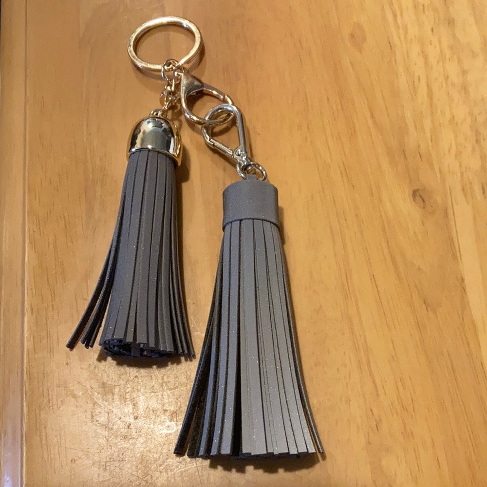 Double reflective tassel keychain